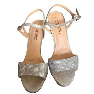 American Glamour Badgley Mischka Size 8.5